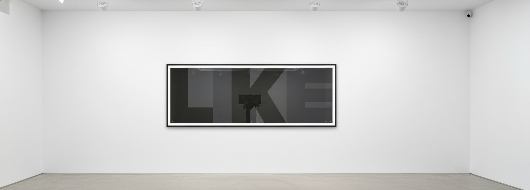 Like (Black)