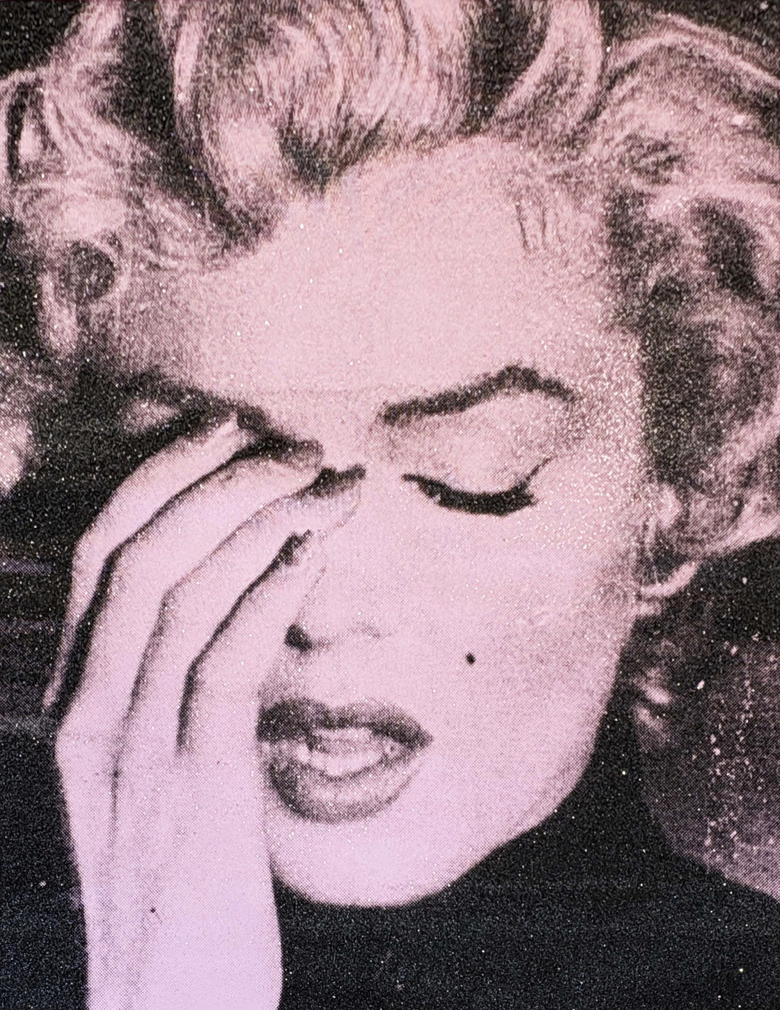 Marilyn Crying Small Diamond (Orion Pink)