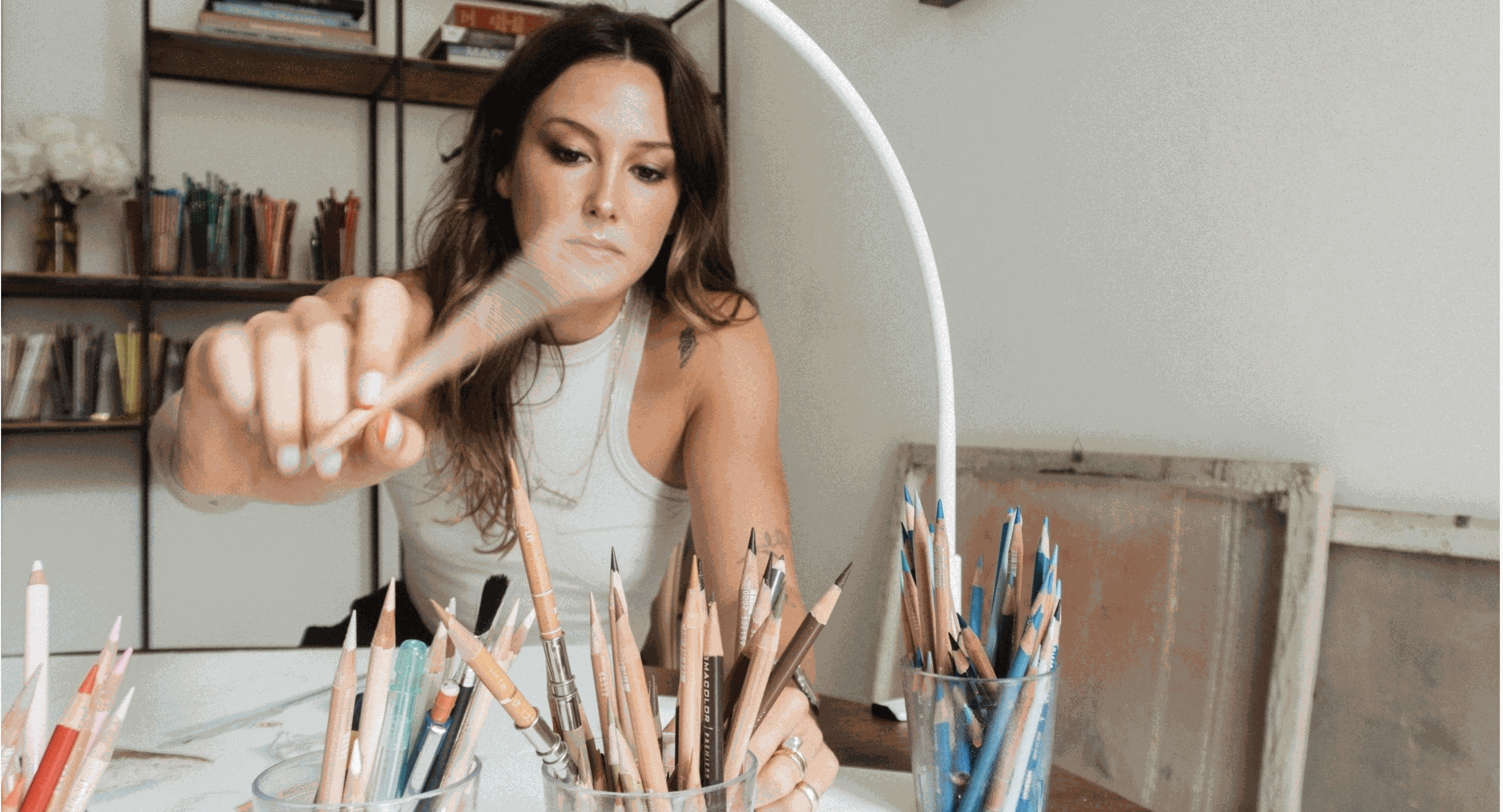 Who Is Bella McGoldrick? A Photorealistic Artist Making Everyday Objects Iconic